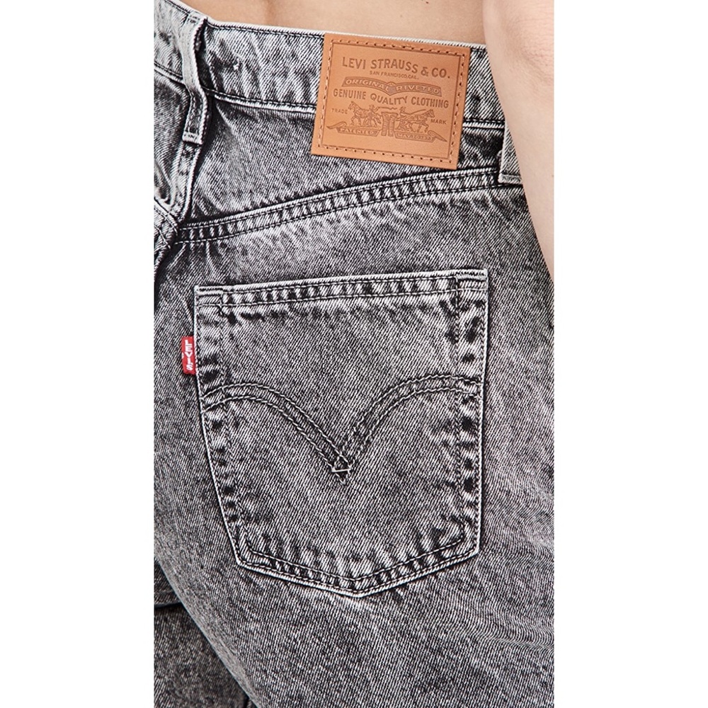 Levi's Ribcage Straight Ankle Jeans - Picture 6 of 9